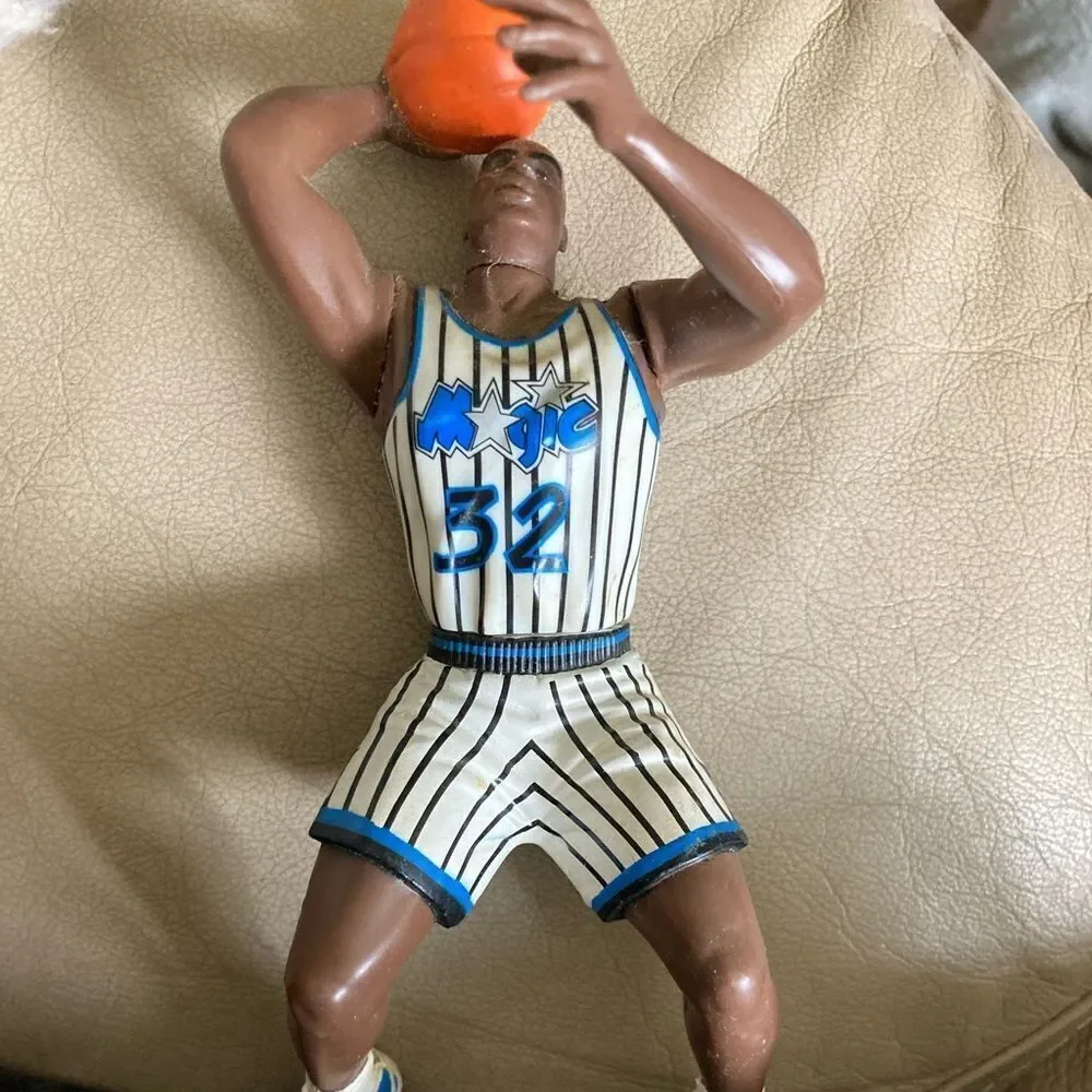 Vintage Shaquille O’Neal Orlando Magic NBA Basketball Action Figure 1993
